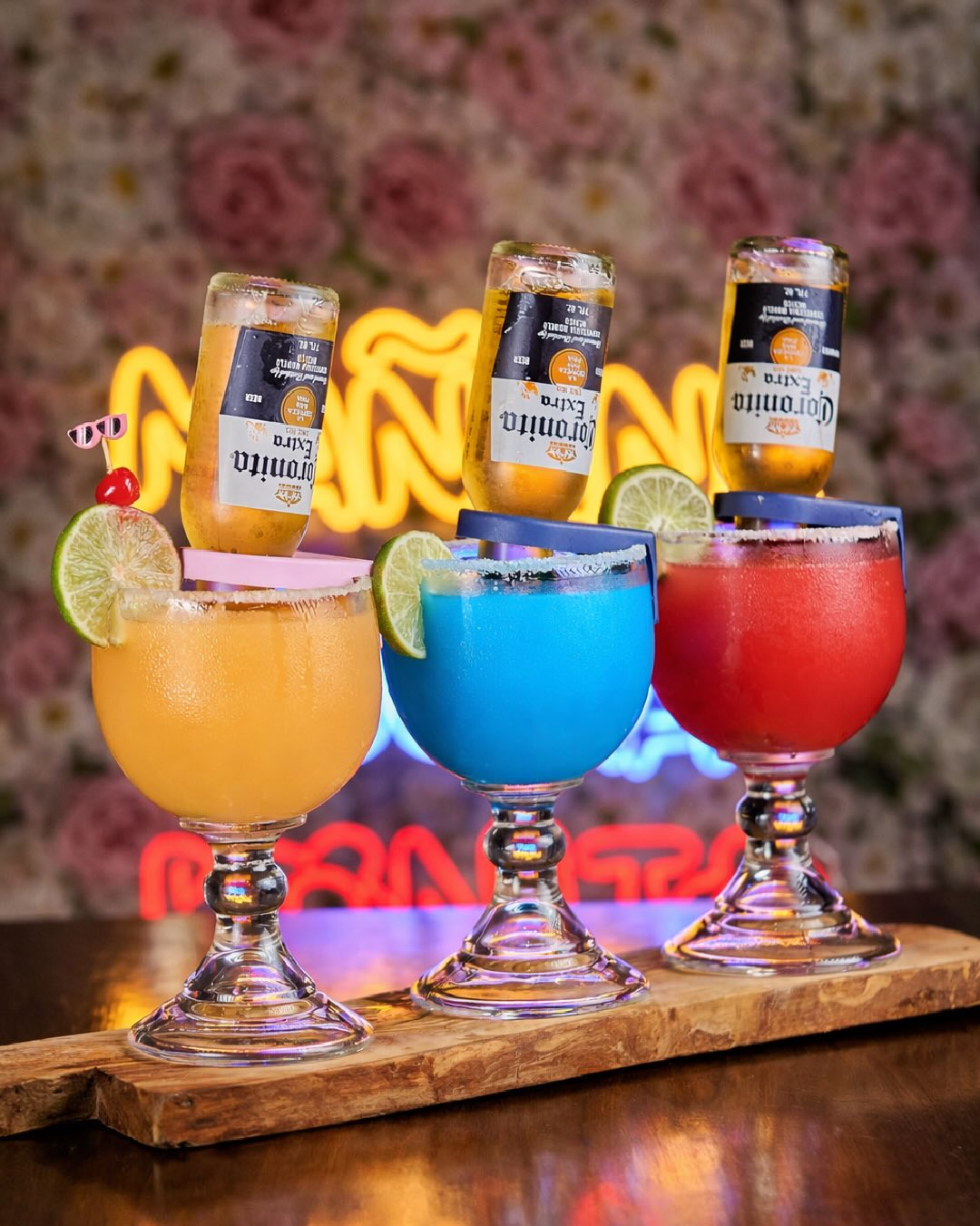 Coronitas y Cocteles